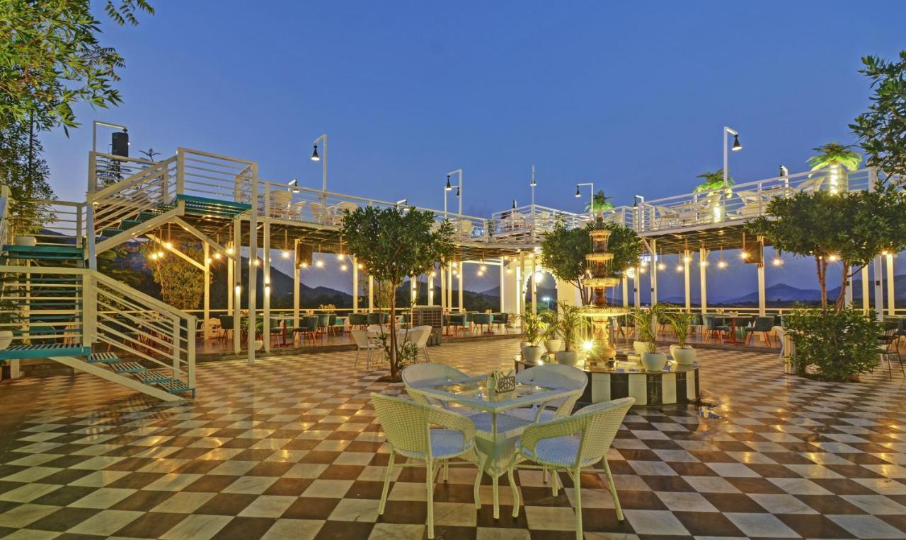 Hotel Treebo Khakhri Haveli Udaipur Esterno foto