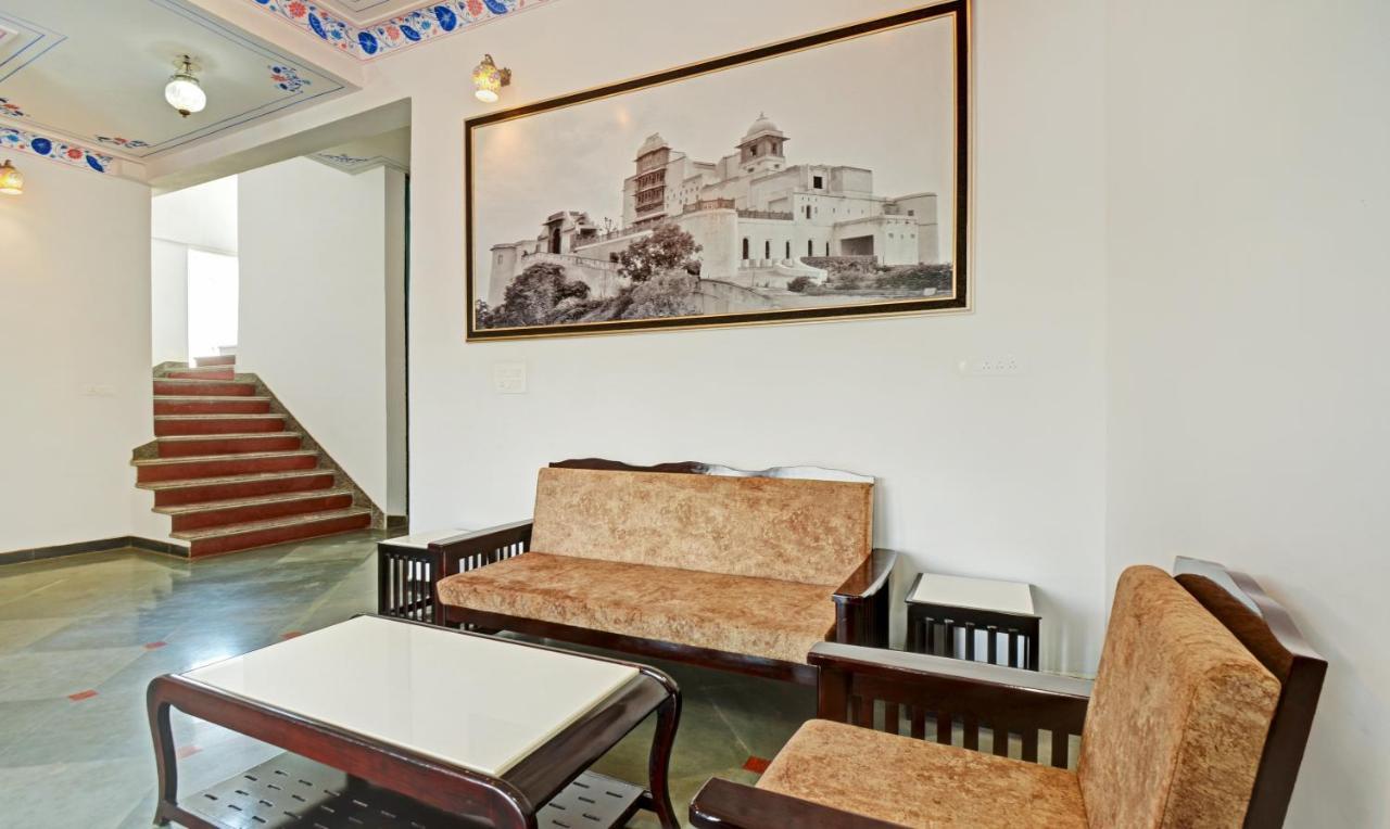 Hotel Treebo Khakhri Haveli Udaipur Esterno foto