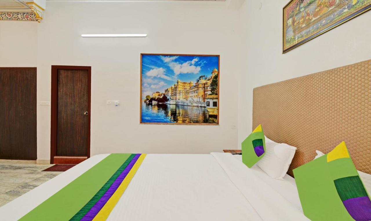 Hotel Treebo Khakhri Haveli Udaipur Esterno foto